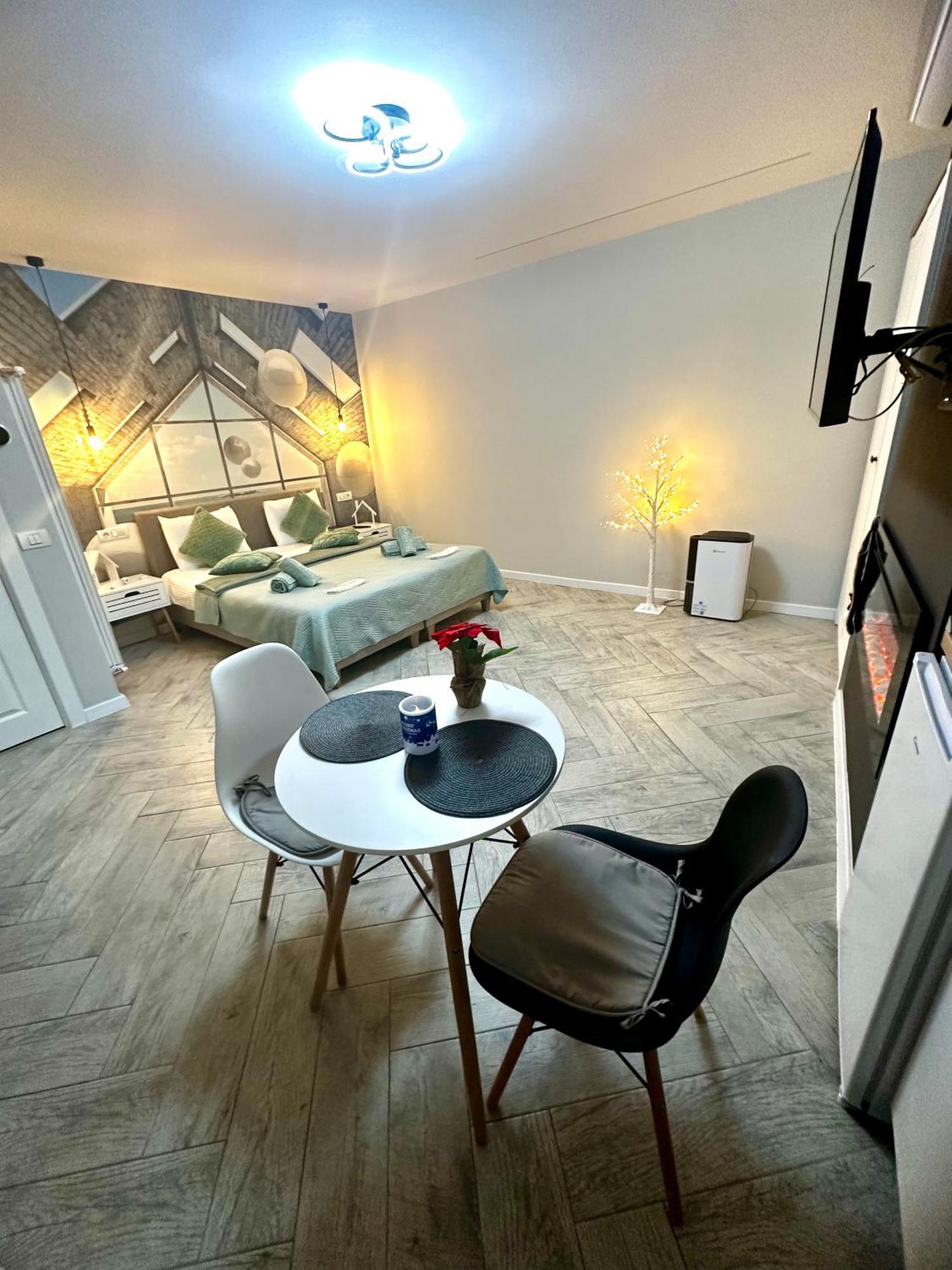 Stay Inn Central Brasov Ap 4 Esterno foto