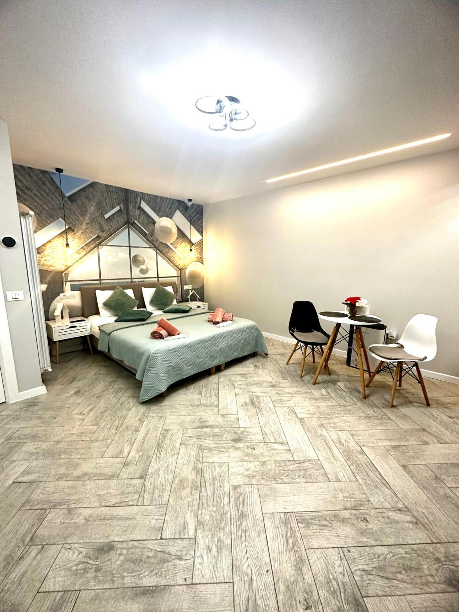 Stay Inn Central Brasov Ap 4 Esterno foto