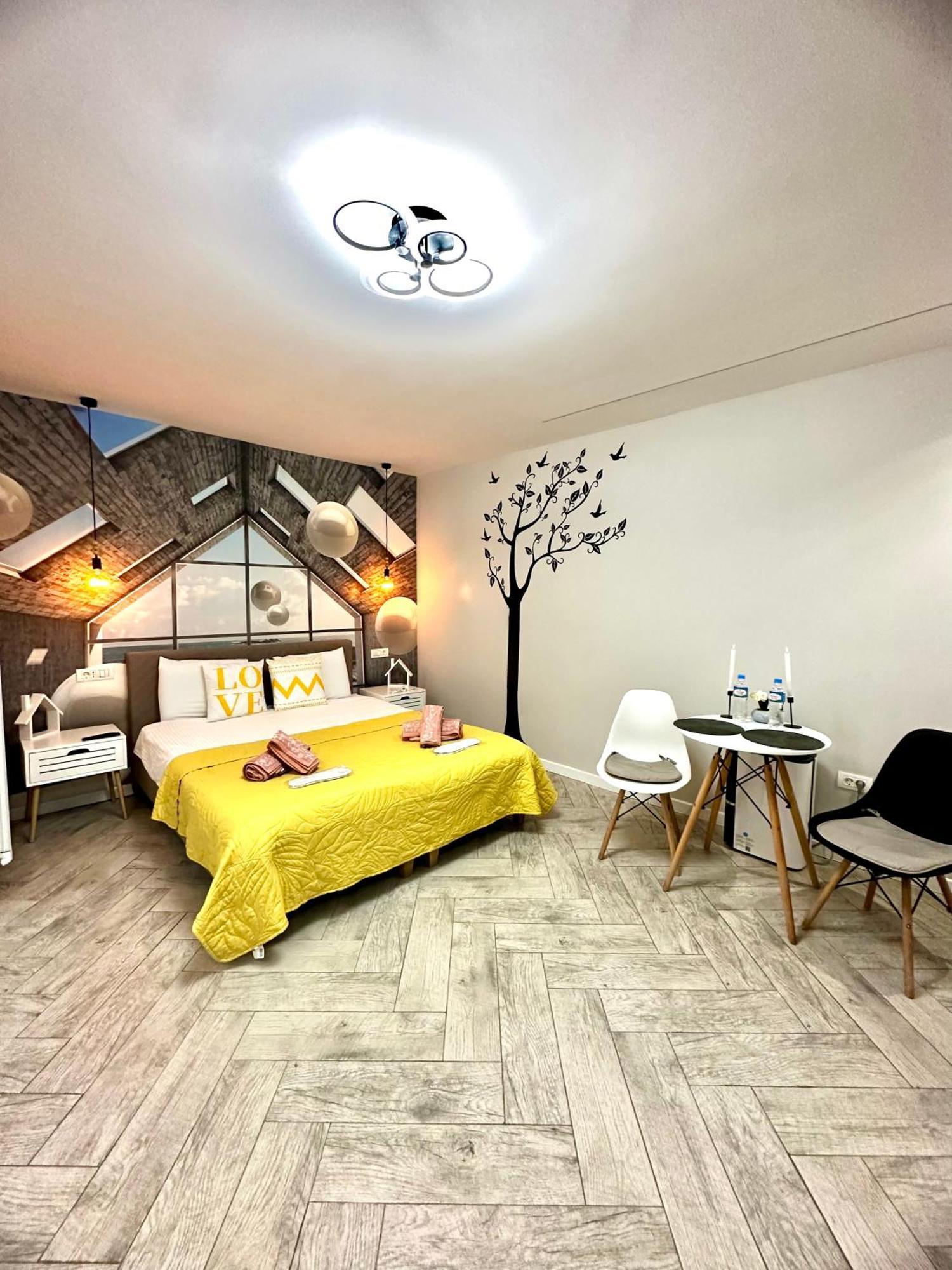 Stay Inn Central Brasov Ap 4 Esterno foto